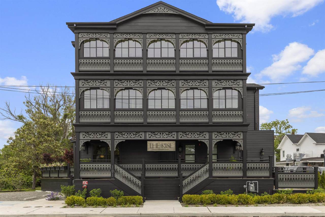 101 Sunset Boulevard - Photo 1