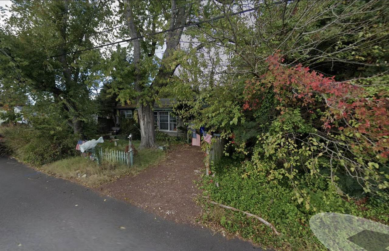 4 Eldredge Avenue - Photo 1