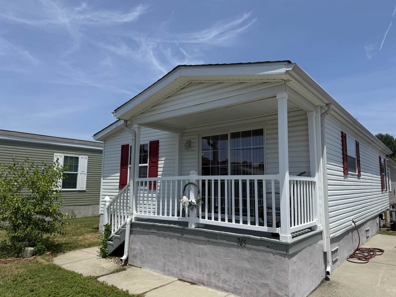 745 Meadowview Lane - Photo 1