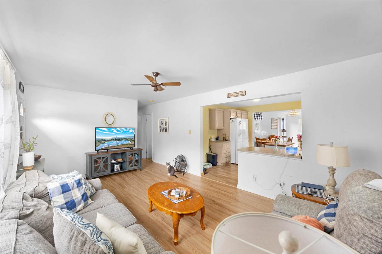 https://bt-photos.global.ssl.fastly.net/capemay/1280_boomver_1_261866-2.jpg