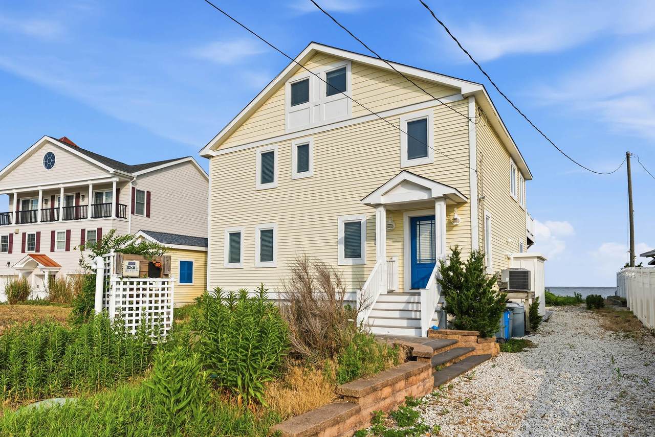 123 Beach Avenue - Photo 1