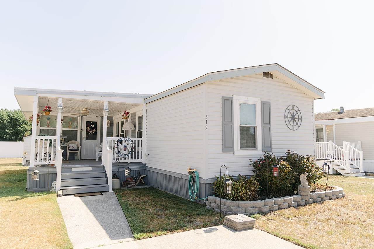 315 Grande Boulevard - Photo 1