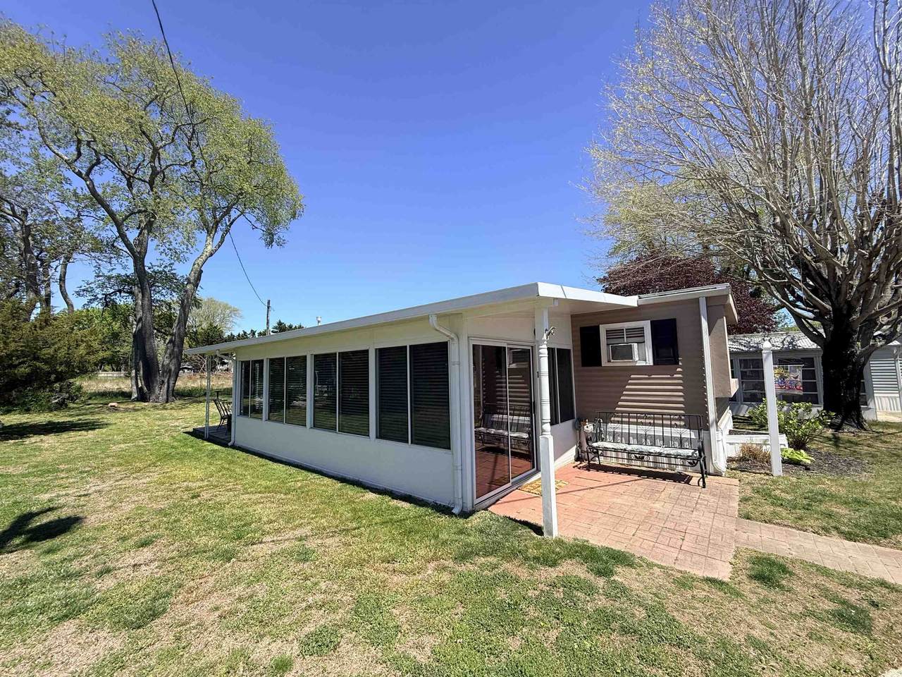 11 Westwood Drive - Photo 1