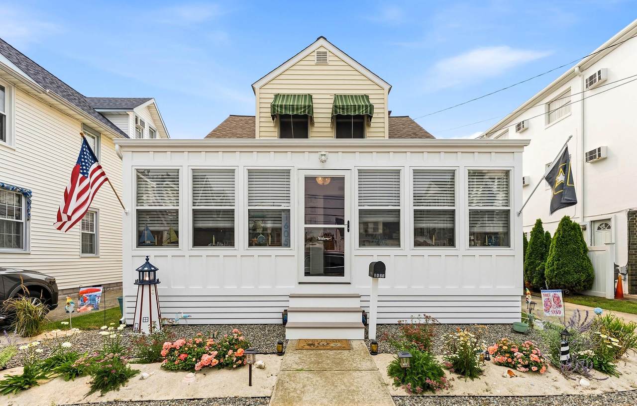 1605 Atlantic Avenue - Photo 1