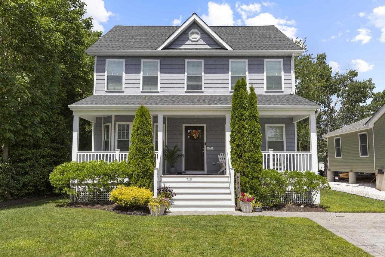 710 Maple Avenue - Photo 1