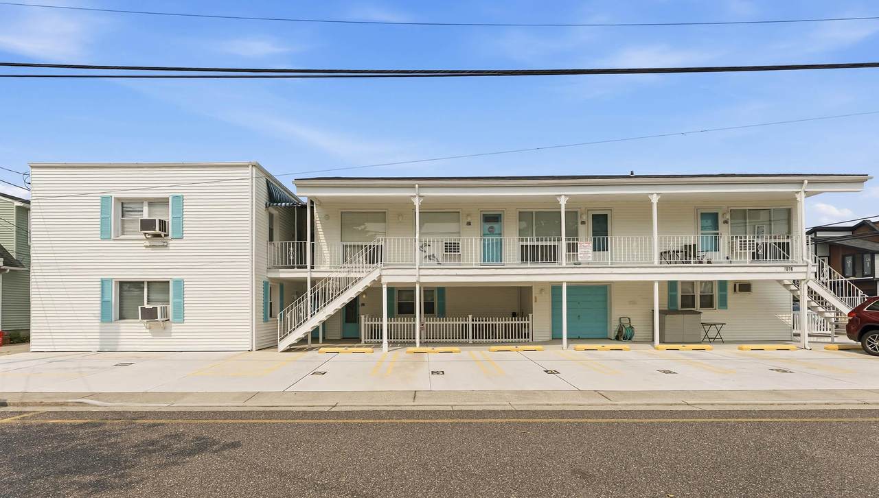 7806 Seaview Avenue - Photo 1