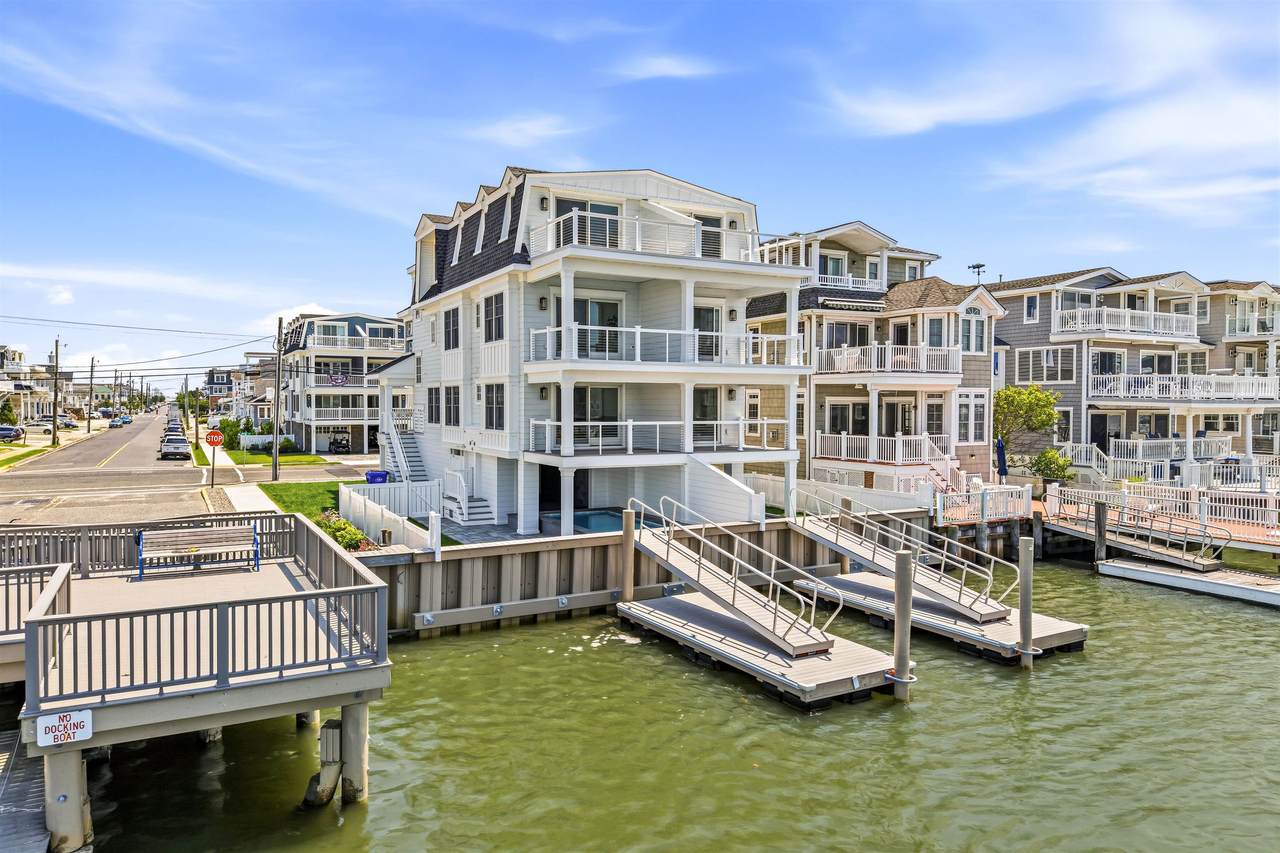 https://bt-photos.global.ssl.fastly.net/capemay/1280_boomver_1_261991-2.jpg