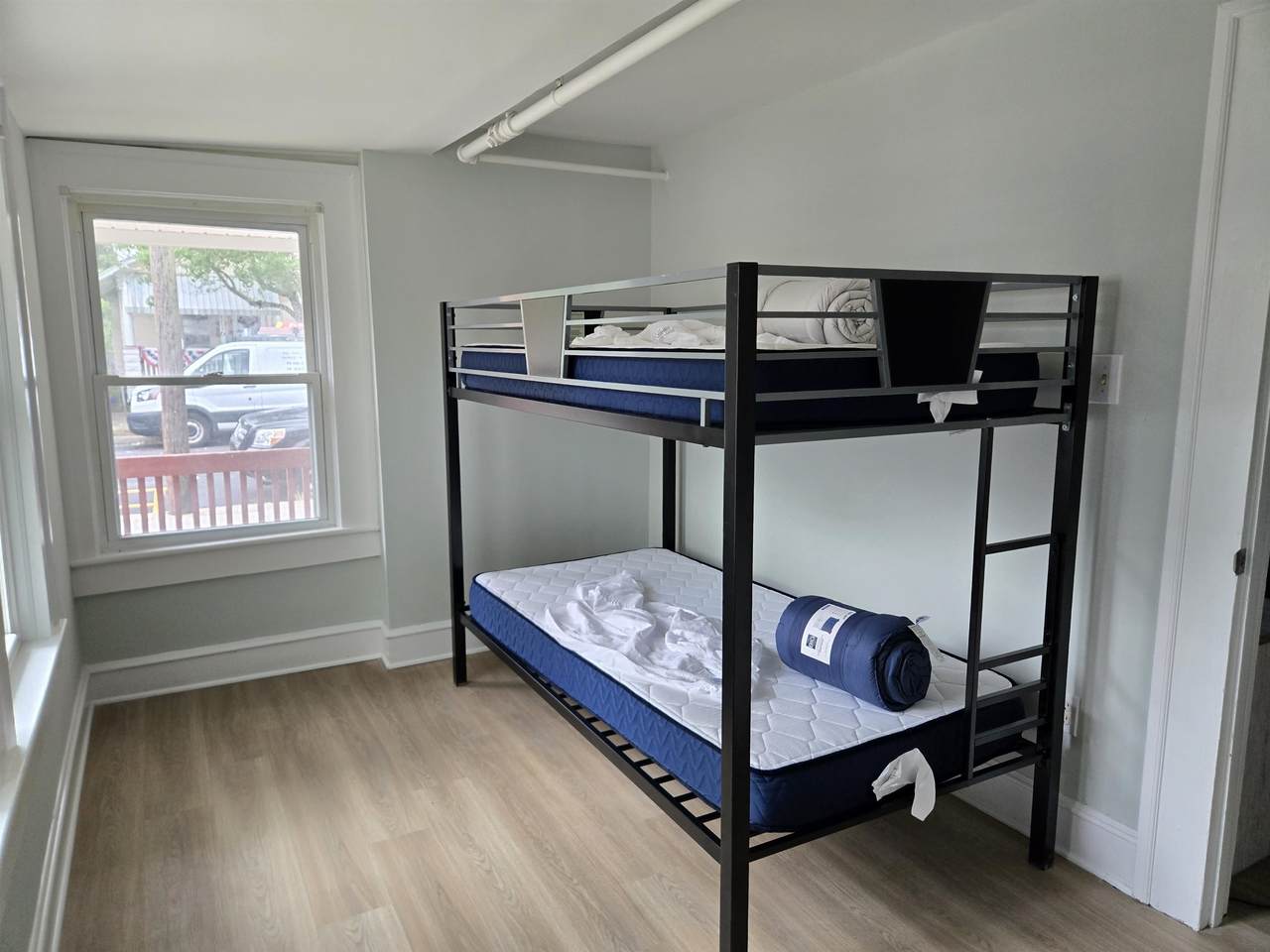 https://bt-photos.global.ssl.fastly.net/capemay/1280_boomver_1_262071-2.jpg