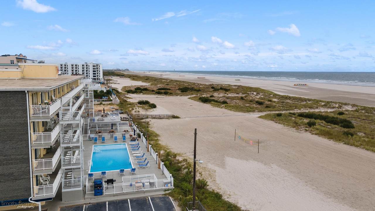 https://bt-photos.global.ssl.fastly.net/capemay/1280_boomver_1_262163-2.jpg