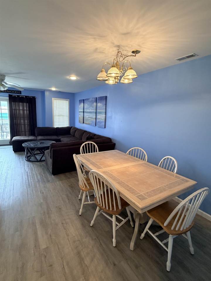 https://bt-photos.global.ssl.fastly.net/capemay/1280_boomver_2_262185-2.jpg
