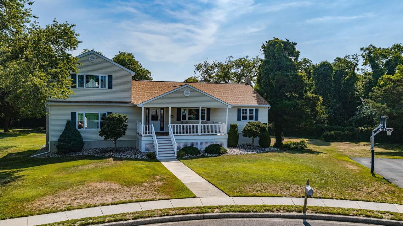11 Lake Corson Lane - Photo 1