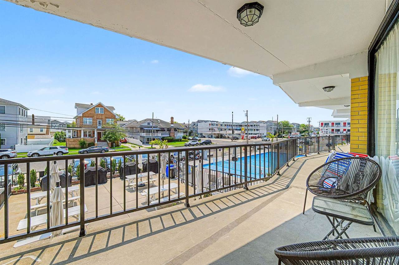 https://bt-photos.global.ssl.fastly.net/capemay/1280_boomver_1_262262-2.jpg