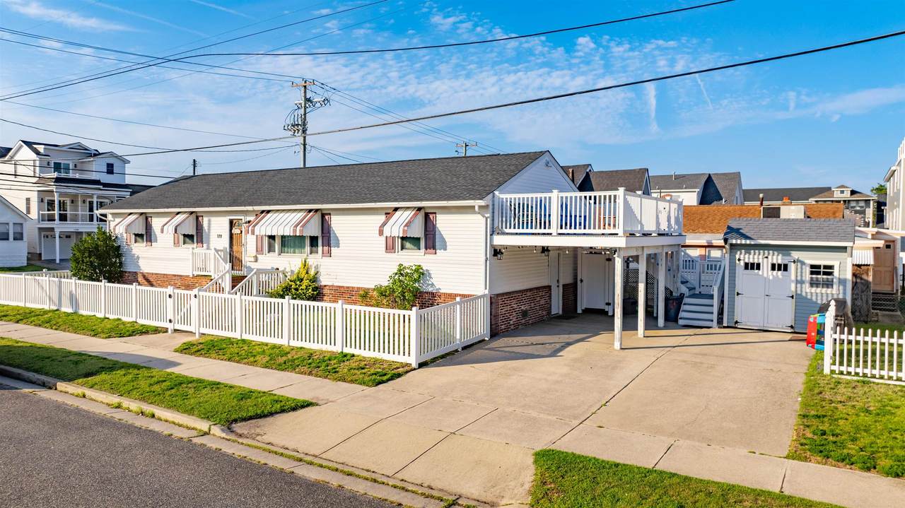129 13th Avenue - Photo 1