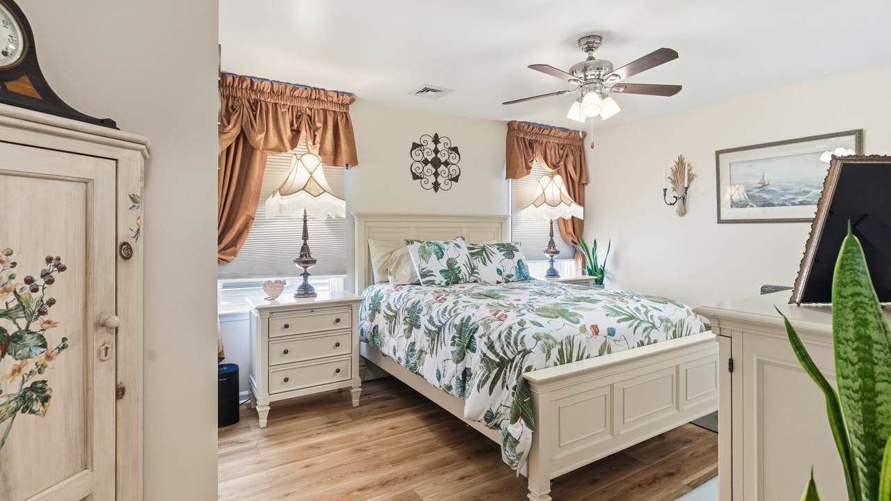 https://bt-photos.global.ssl.fastly.net/capemay/1280_boomver_1_262516-2.jpg