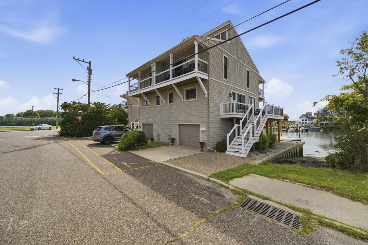 1460 Texas Avenue - Photo 1