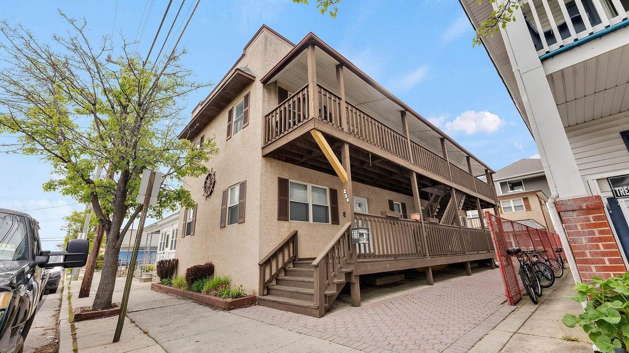 213 Baker - Photo 1