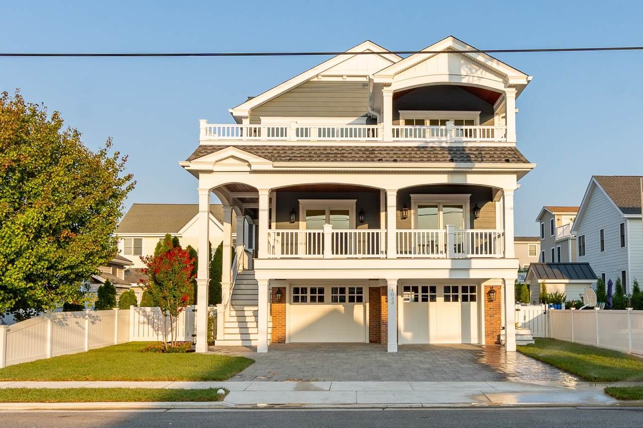 4033 Ocean Drive - Photo 1