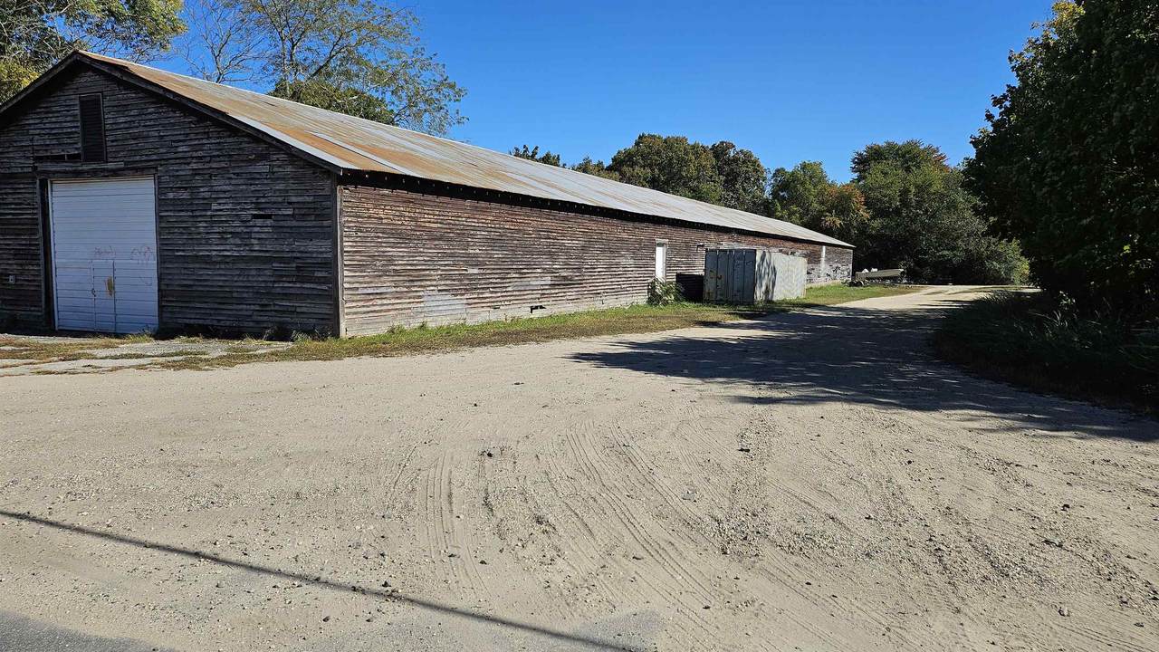 132 Chestnut Street - Photo 1