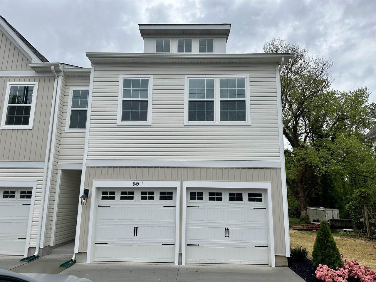 845 Broadway - Photo 1