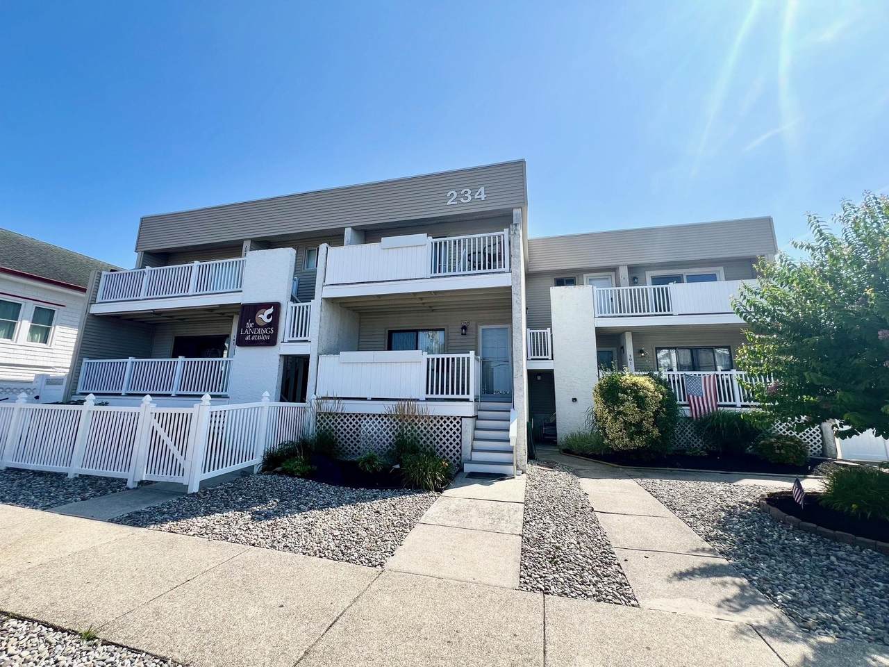 234 21st Street - Photo 1