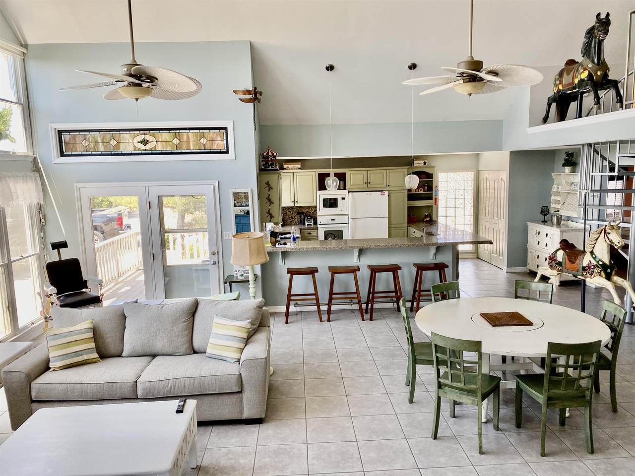 https://bt-photos.global.ssl.fastly.net/capemay/1280_boomver_2_252183-2.jpg