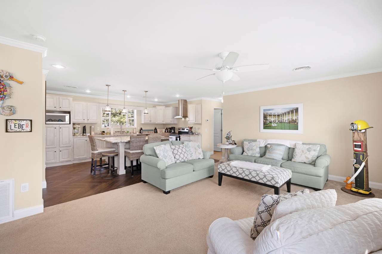 https://bt-photos.global.ssl.fastly.net/capemay/1280_boomver_2_252892-2.jpg