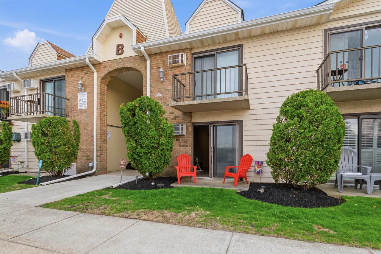 725 Allen Drive - Photo 1