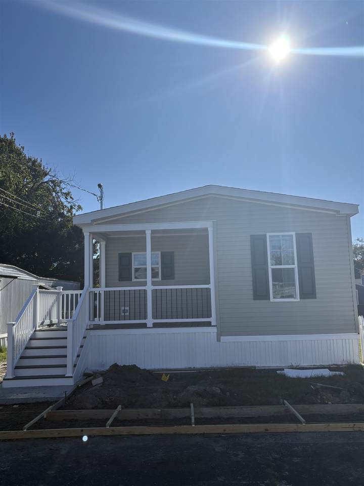 10 Priest Boulevard - Photo 1