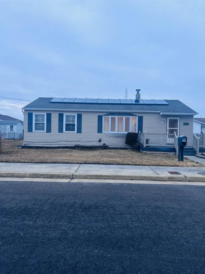 1823 Missouri Avenue - Photo 1