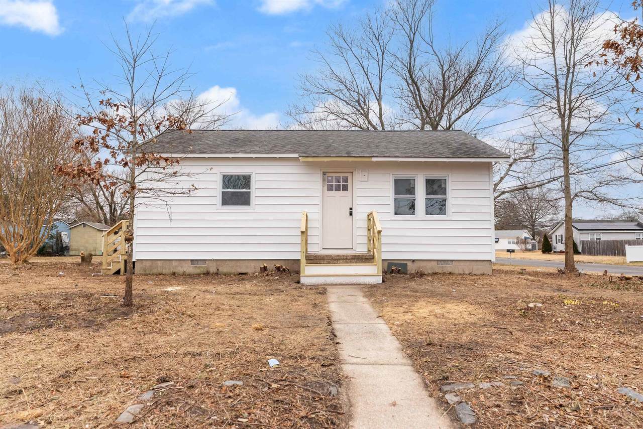 1639 Star Avenue - Photo 1