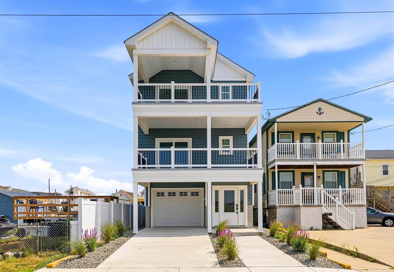 335 20th Avenue - Photo 1