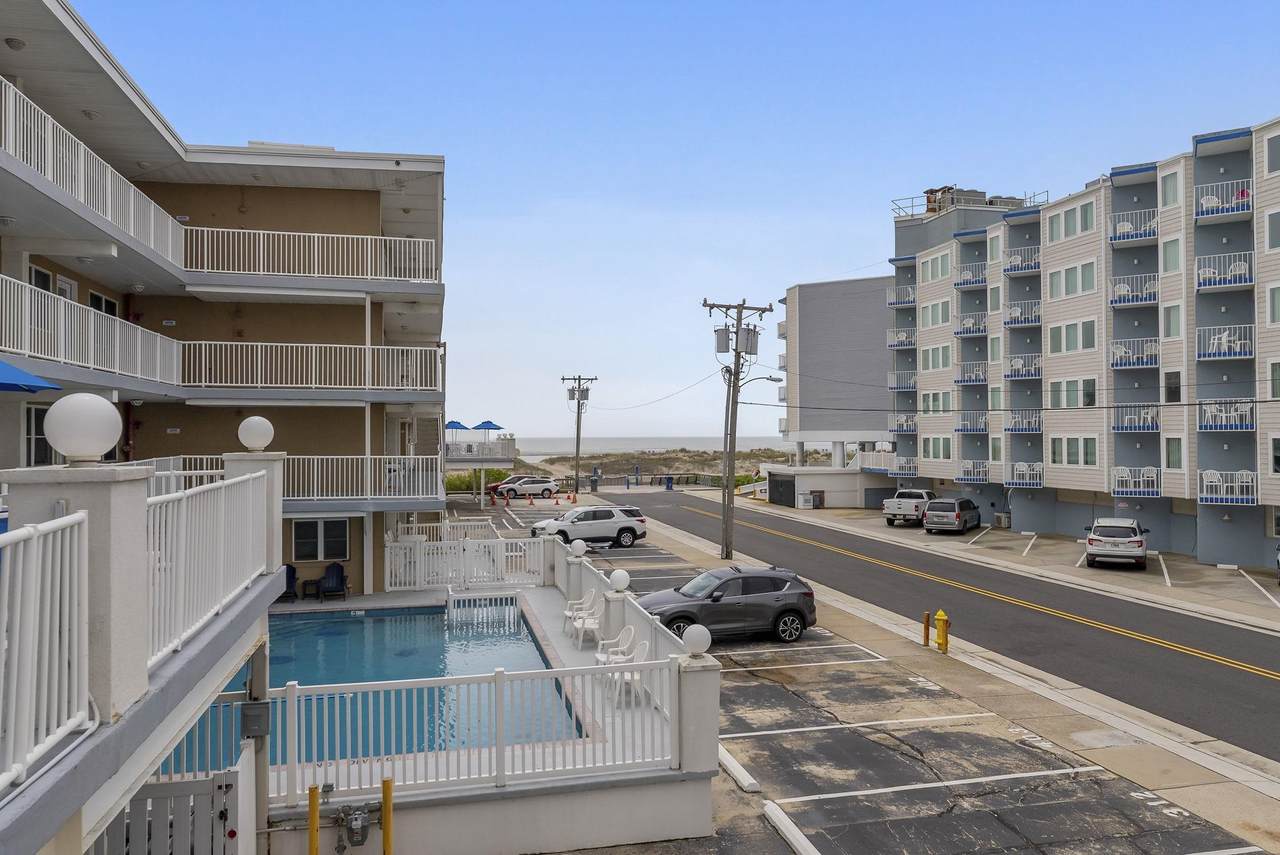 8401 Atlantic Avenue - Photo 1