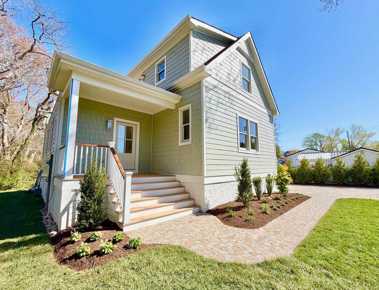 3 Grand Avenue - Photo 1