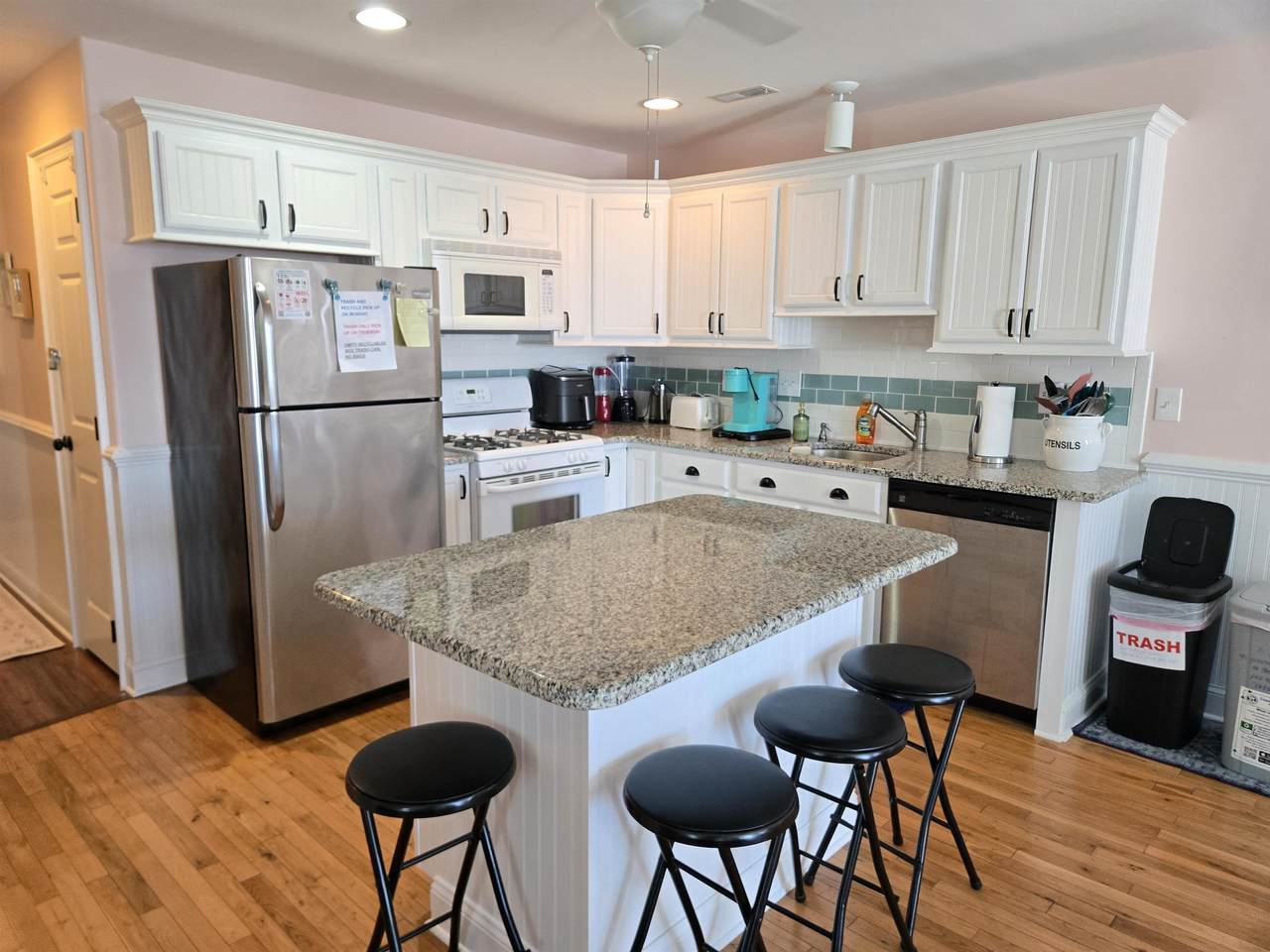 https://bt-photos.global.ssl.fastly.net/capemay/1280_boomver_2_261443-2.jpg