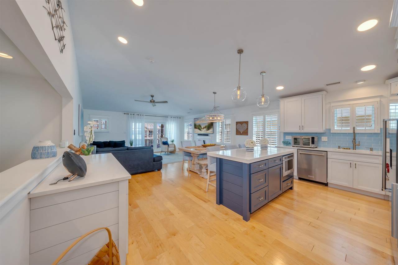 https://bt-photos.global.ssl.fastly.net/capemay/1280_boomver_2_261740-2.jpg