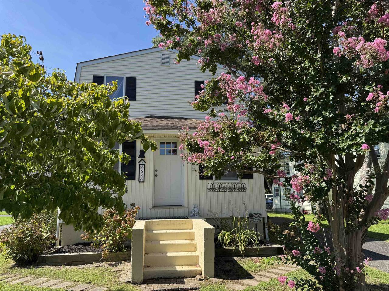 686 Town Bank Road - Photo 1