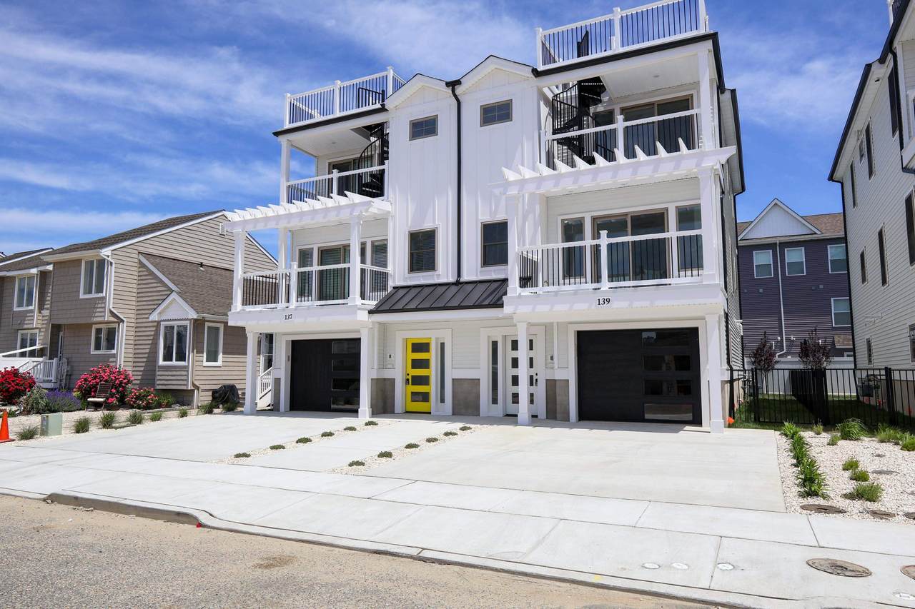 139 Austin Avenue - Photo 1