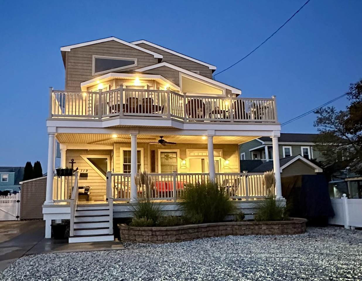 119 9th Avenue - Photo 1