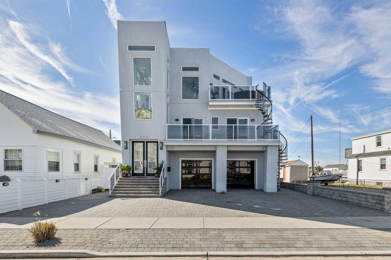 420 17th Avenue - Photo 1