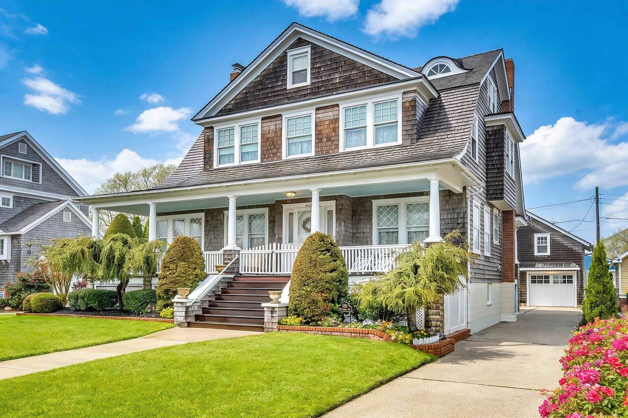 1323 New Jersey Avenue - Photo 1