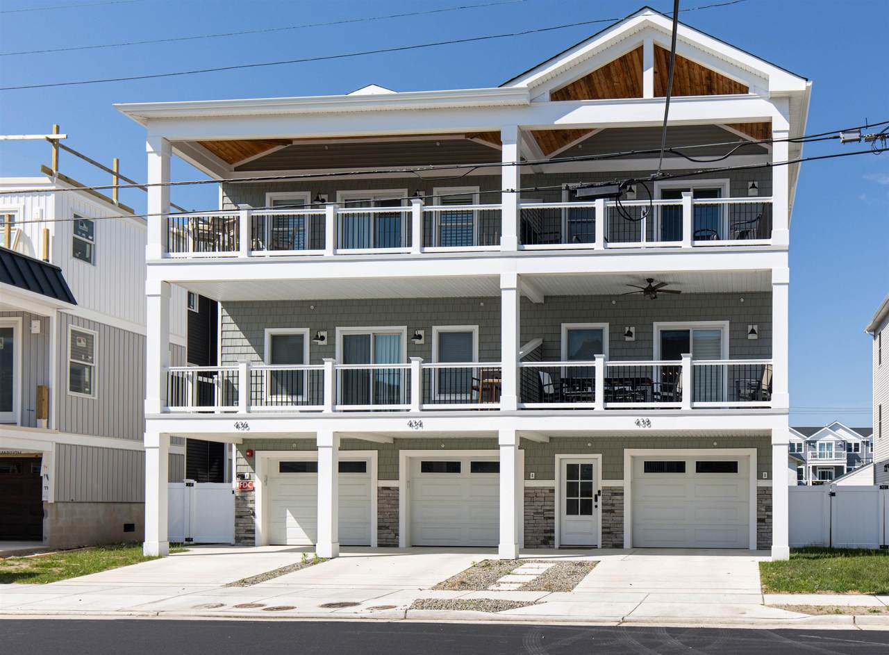 434 Lincoln Avenue - Photo 1