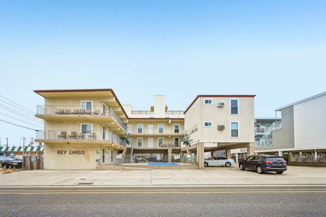 320 Wildwood Avenue - Photo 1