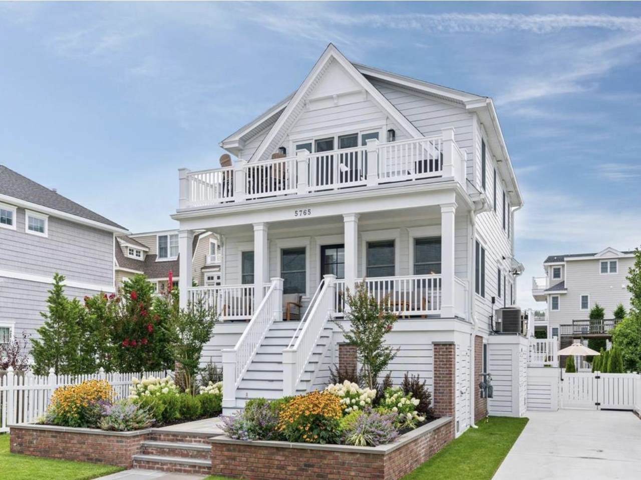 5765 Ocean Drive - Photo 1