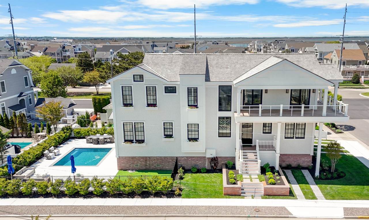 8601 Pennsylvania Avenue - Photo 1