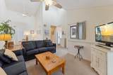 140 Flinders Reef - Photo 13