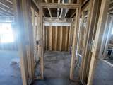 247 Oak Avenue - Photo 12