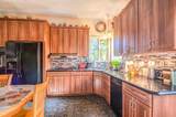 808 Kathryn Boulevard - Photo 3