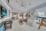 711 Foster Avenue - Photo 9