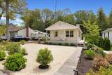 416 Baywyn Drive - Photo 2