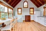 211 Knox Avenue - Photo 32